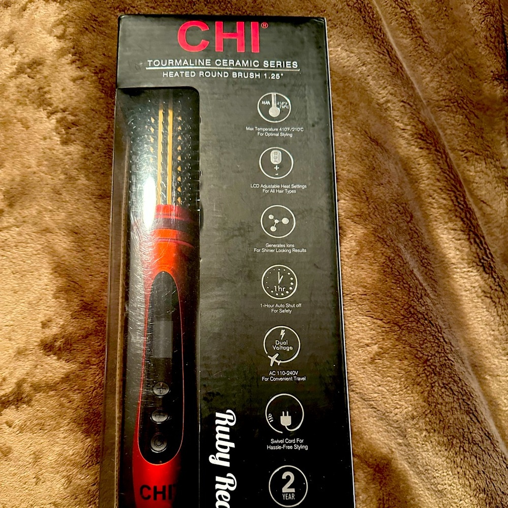 Brand New Chi Tourmaline Ceramic Heated Brush